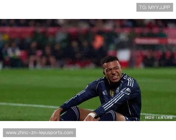 姆巴佩邀老教练到球场吃饭，师徒情深被传为佳话