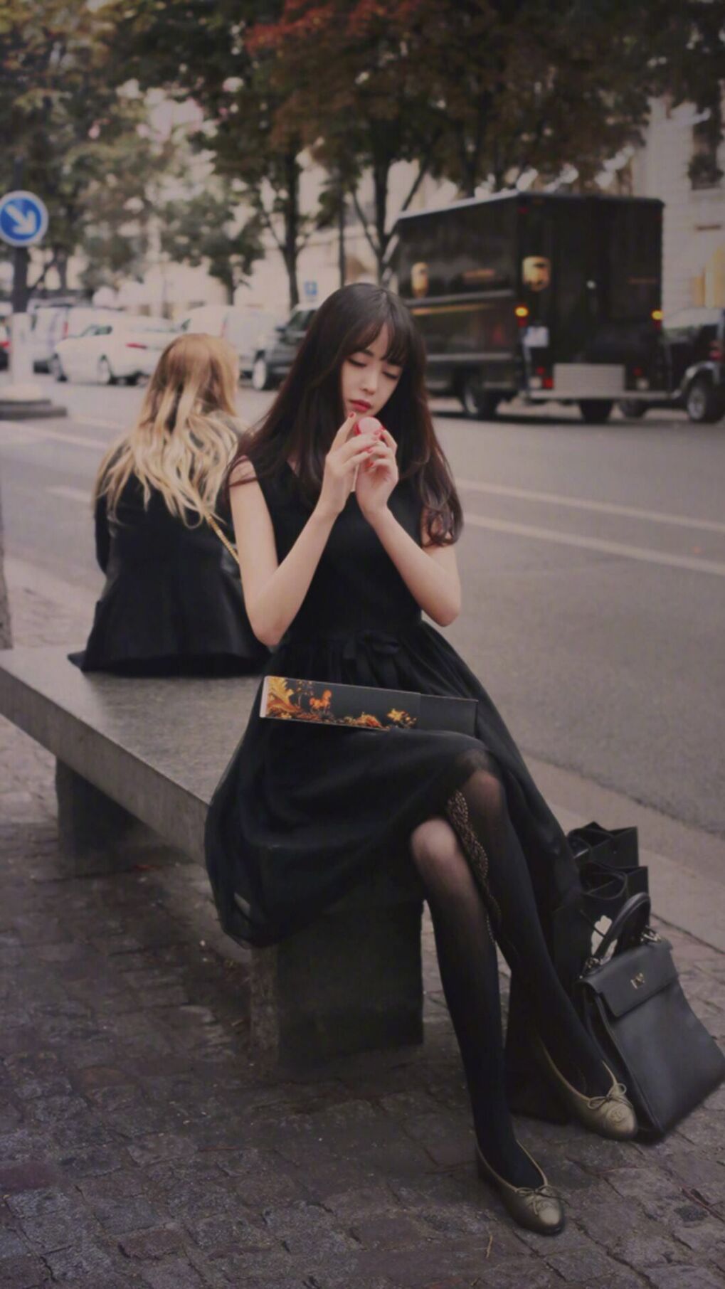 基:全黑队的“进攻启动者”,每次防守后的快速反击总能引领球队攻势